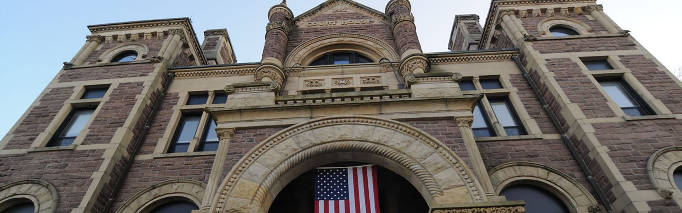 Exterior of the Perry County Ohio Court Hourse